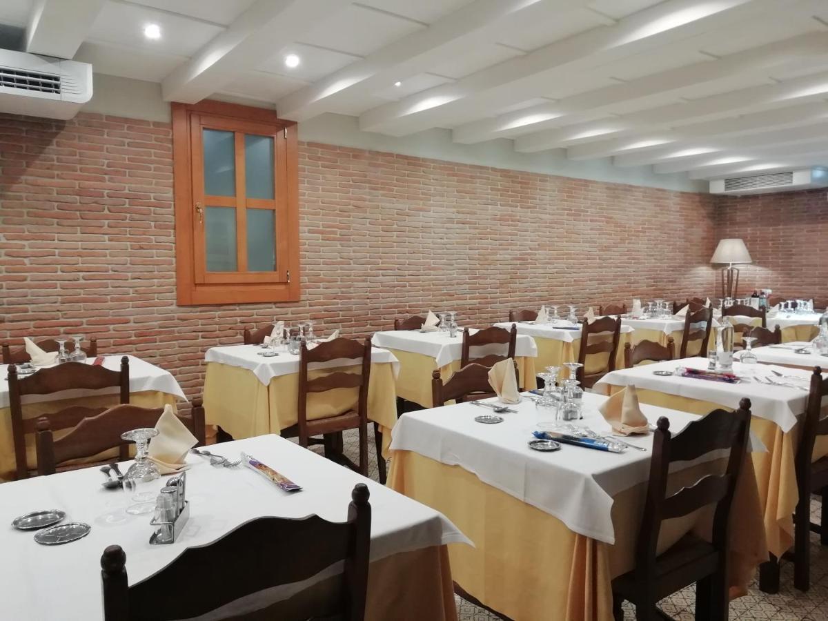 Albergo Ristorante Leon D'Oro Este Luaran gambar
