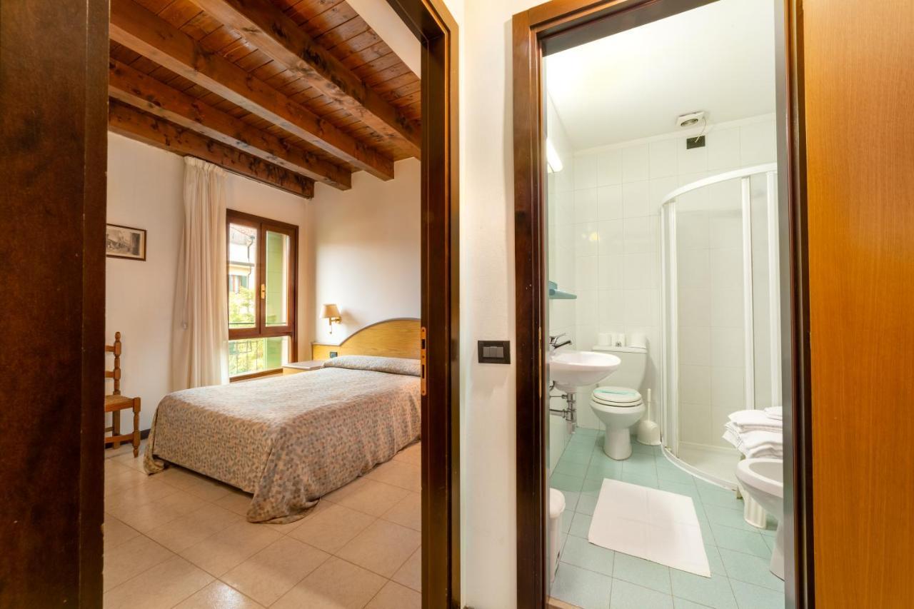 Albergo Ristorante Leon D'Oro Este Luaran gambar